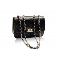 Elegant Women's Shoulder Bag With Solid Color Checked and Chains Design
